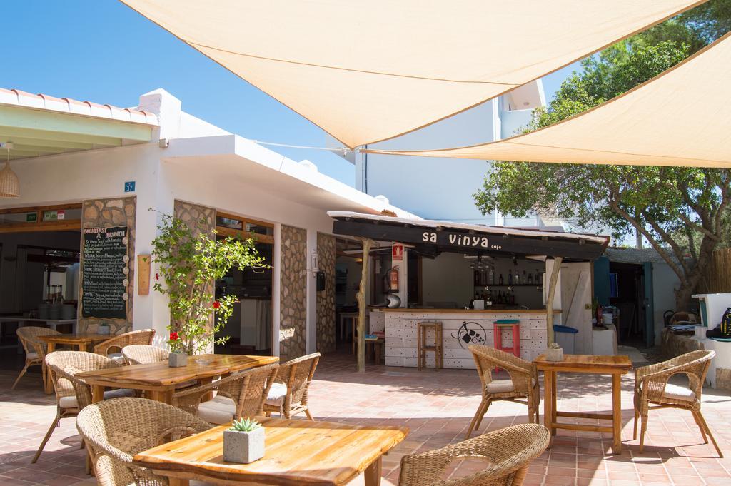 Hostal Mayans Es Pujols Exterior foto