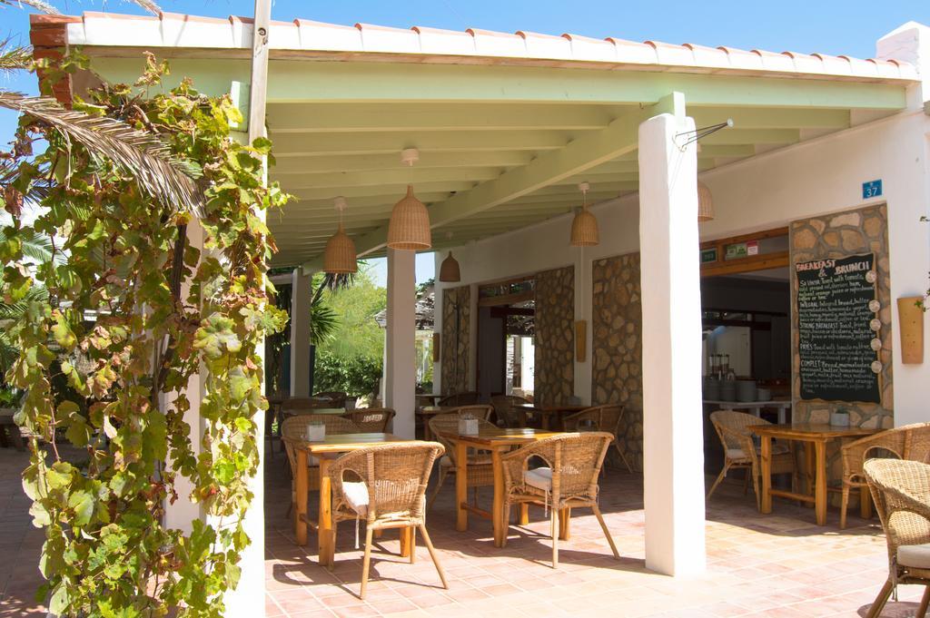 Hostal Mayans Es Pujols Exterior foto