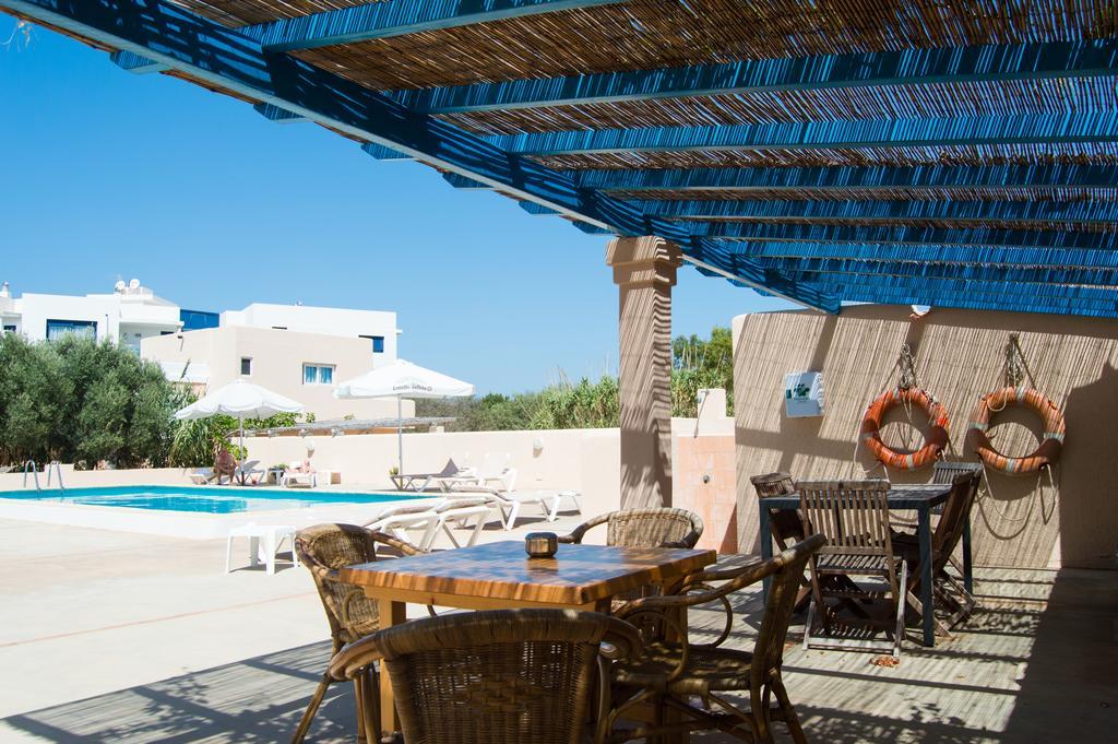 Hostal Mayans Es Pujols Exterior foto